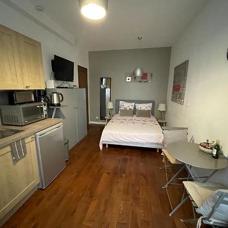 Studio Saint-Placide Париж Екстериор снимка